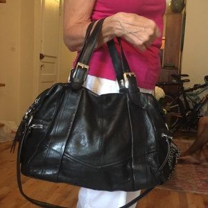 B Makowsky Black Leather Purse